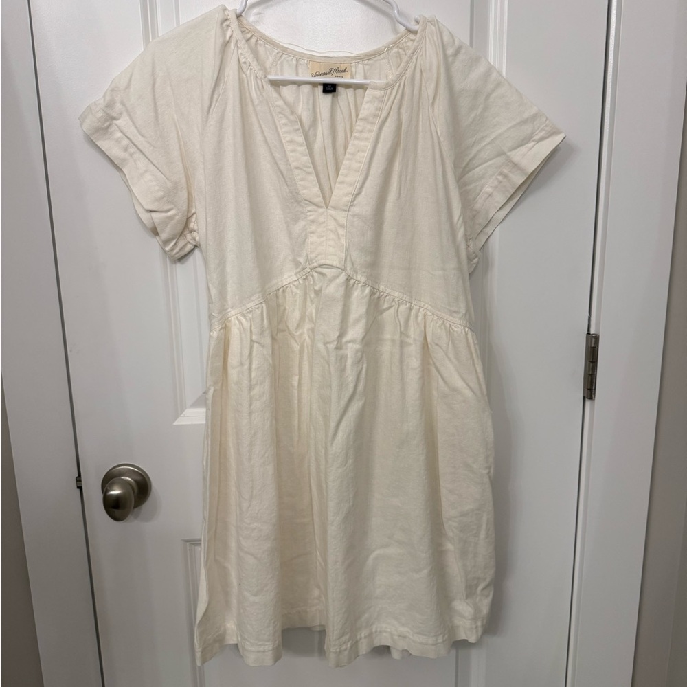 Universal Thread Cream Midi Dress